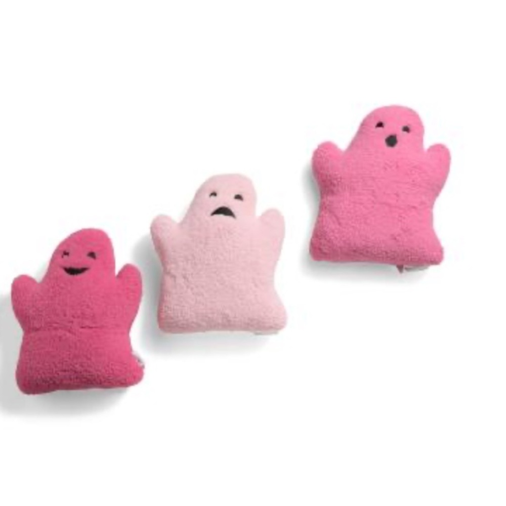 AMAZING DEAL 🆕- Martha Stewart Playful Pink Ghost Decorative Pillows 3 Pack
